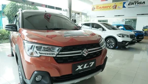 PROMO “PESTA AKHIR TAHUN” DIPERPANJANG  KESEMPATAN BELI MOBIL SUZUKI DAPAT HADIAH MOTOR