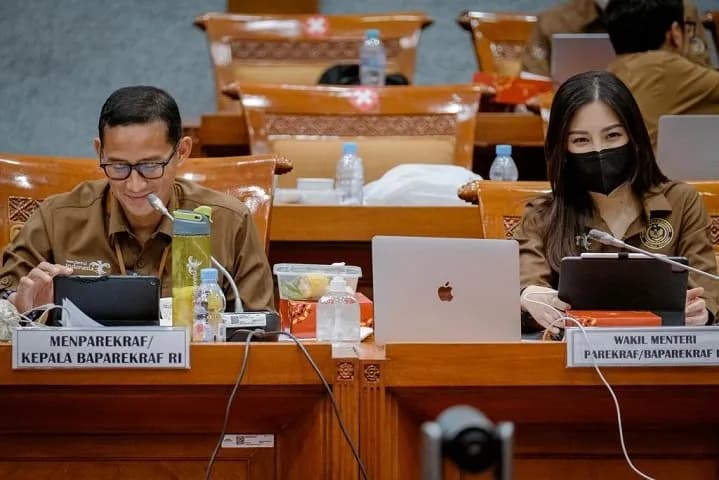 Menparekraf Paparkan Penyerapan Pagu Anggaran Tahun 2022 di Hadapan Komisi X DPR RI