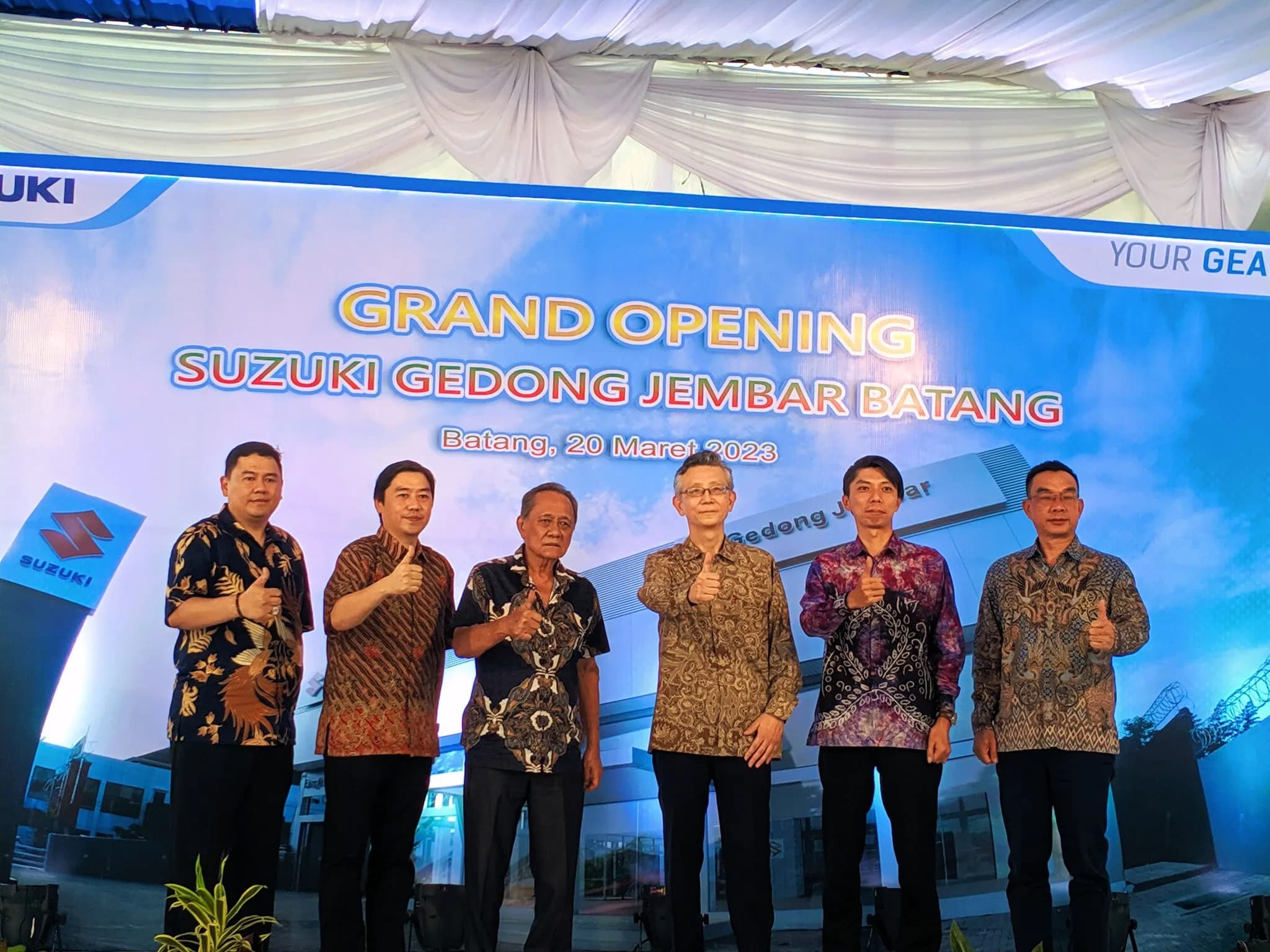 PERLUAS JANGKAUAN DI JAWA TENGAH, SUZUKI HADIRKAN OUTLET BARU UNTUK PENUHI KEBUTUHAN WARGA BATANG, PEKALONGAN, DAN SEKITARNYA