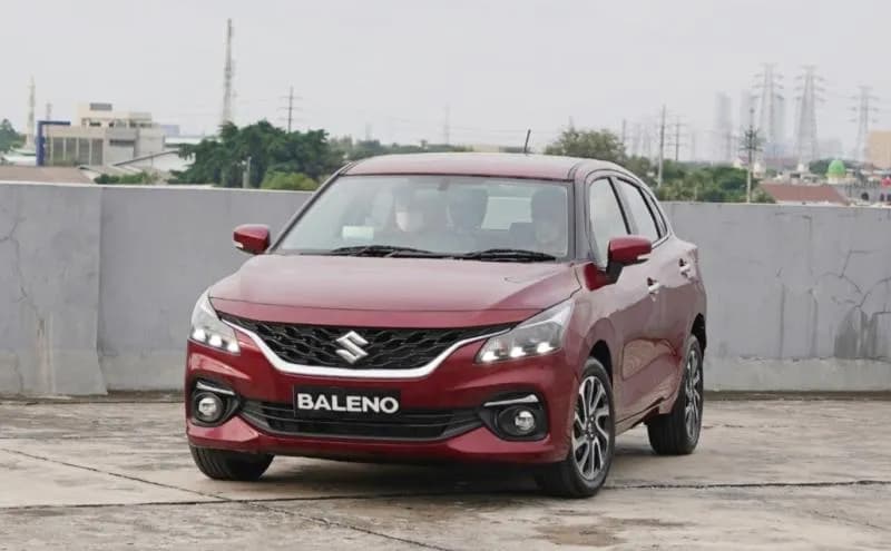 SUZUKI BALENO RAIH PENGHARGAAN SMALL HATCHBACK TERBAIK  DI OTOMOTIF AWARD 2023