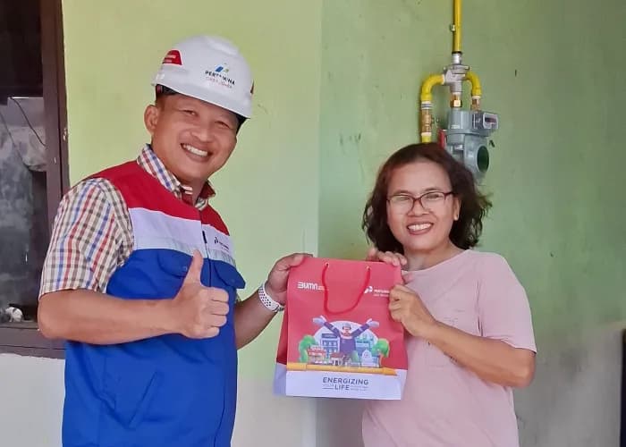 Warga Perumahan Rosinton Raya Batam Mulai Nikmati Gas Bumi dari Program GasKita PGN