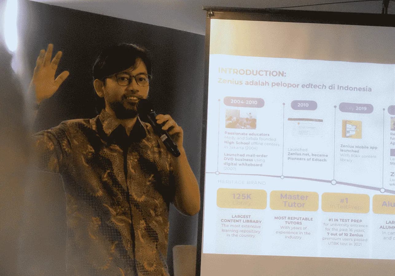Zenius Berkomitmen untuk Membangkitkan Pendidikan Indonesia melalui Hybrid Learning