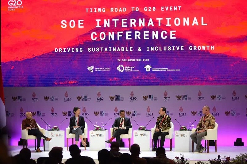 Kejar Target Bebas Emisi Karbon, KBUMN Kembangkan 5 Inisiatif Strategis Kejar Target Bebas Emisi Karbon, KBUMN Kembangkan 5 Inisiatif Strategis