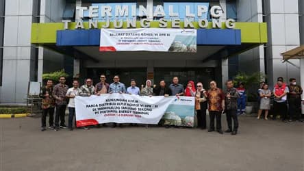 Kunjungan Kerja, Komisi VI DPR RI Bertandang ke Terminal Tanjung Sekong Kunjungan Kerja, Komisi VI DPR RI Bertandang ke Terminal Tanjung Sekong