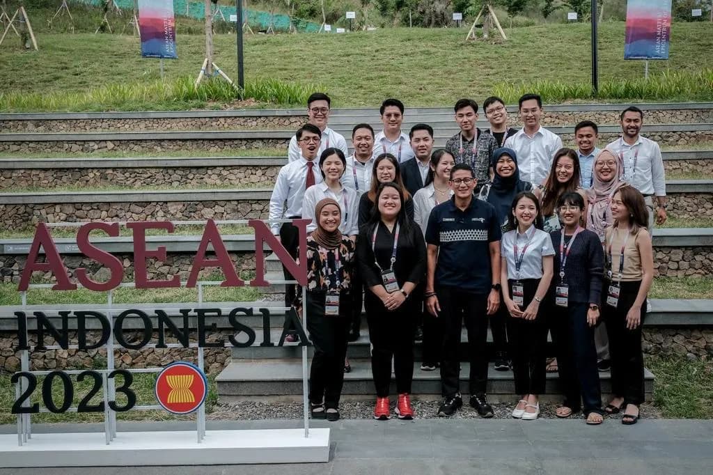 Menparekraf Ajak Perwakilan Pemuda ASEAN Promosikan Labuan Bajo Lewat Media Sosial
