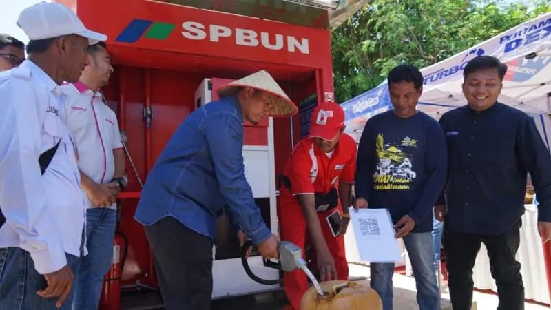 Menteri Koperasi & UKM Bersama Pertamina Wujudkan Program Solusi BBM Nelayan di Aceh Besar